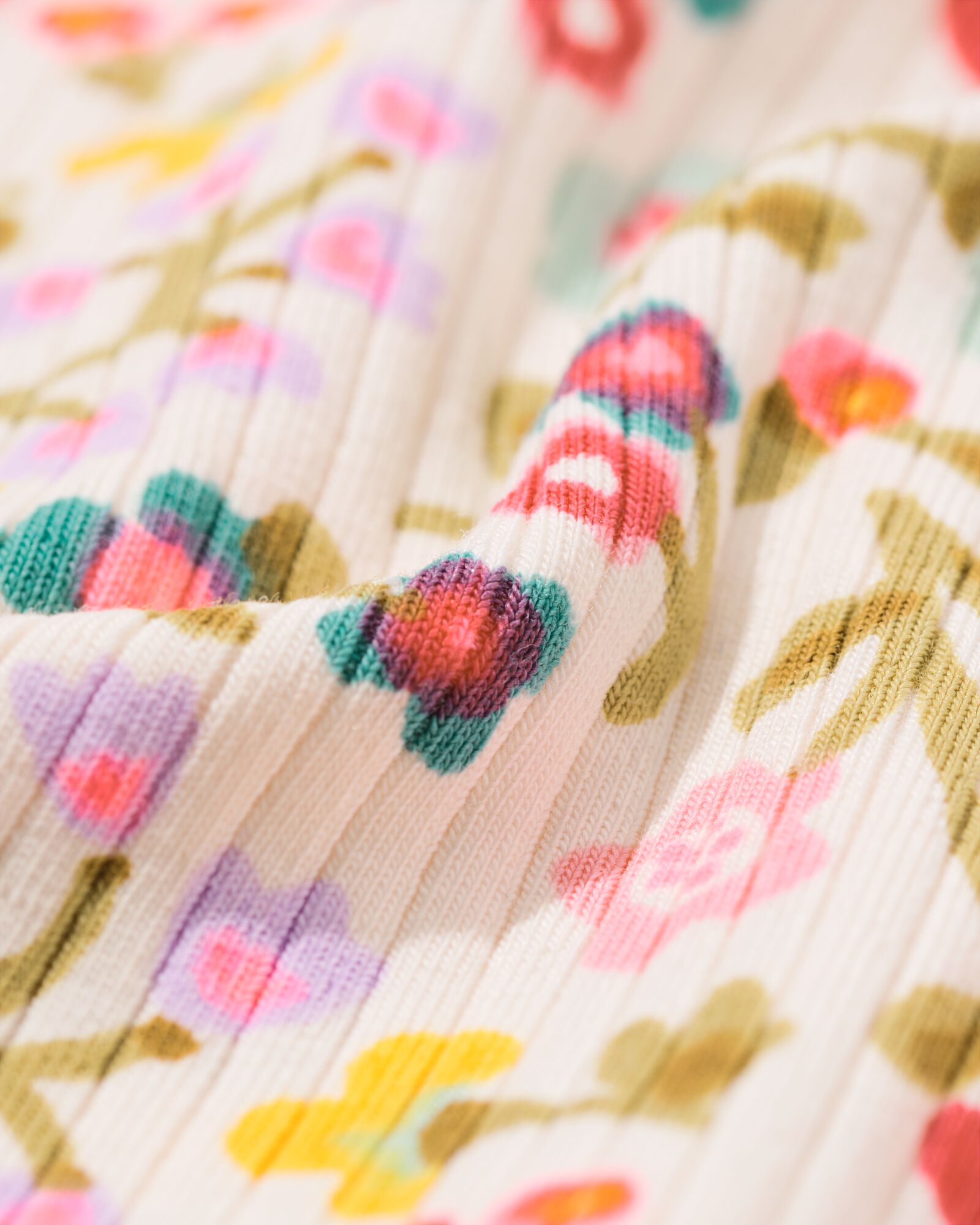 Kinder-T-Shirt gerippt mit Blumen ecru ecru - 30828304ECRU - HEMA