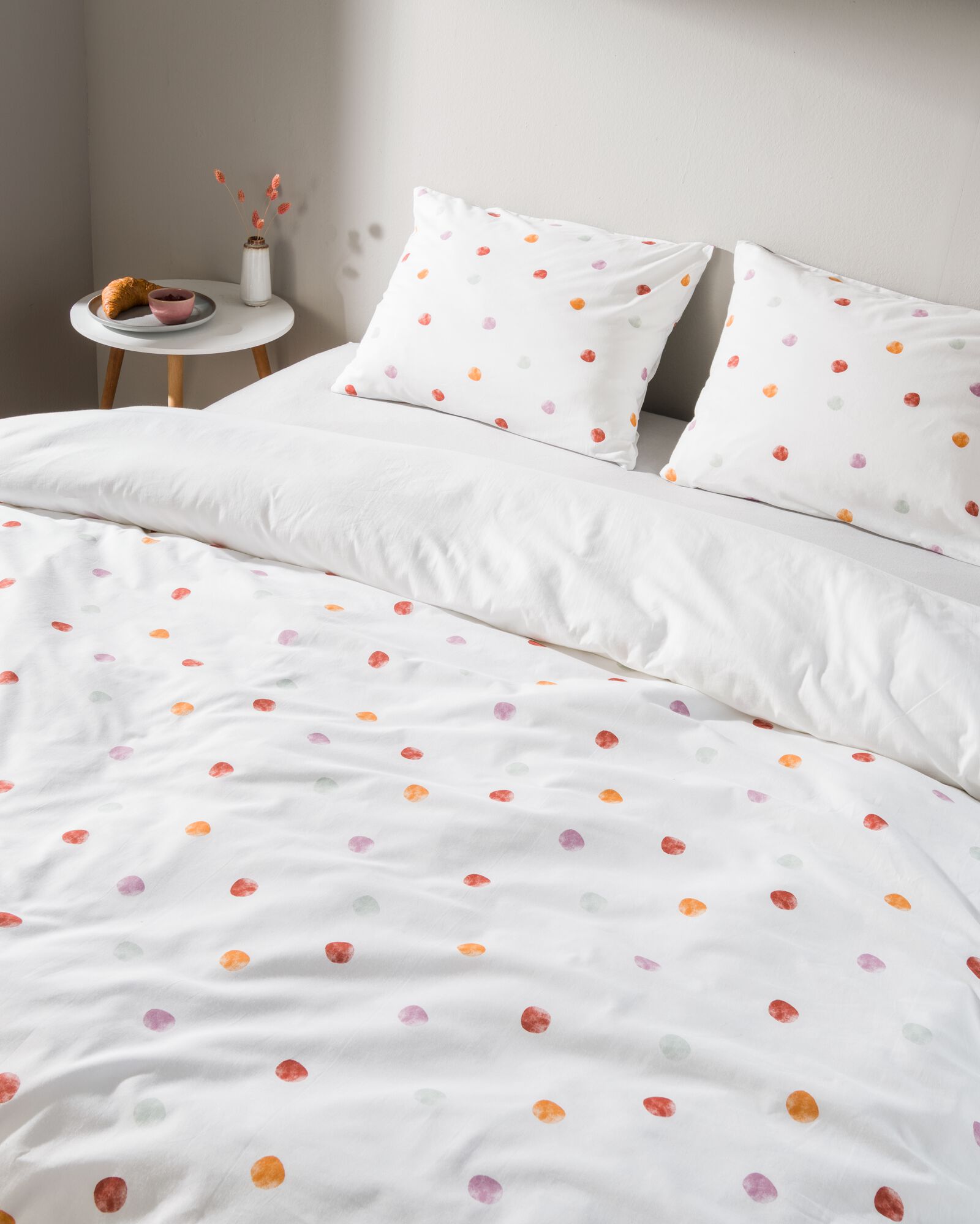housse de couette 240x200/220&thinsp;cm coton doux pois color&eacute;s - 5790245 - HEMA