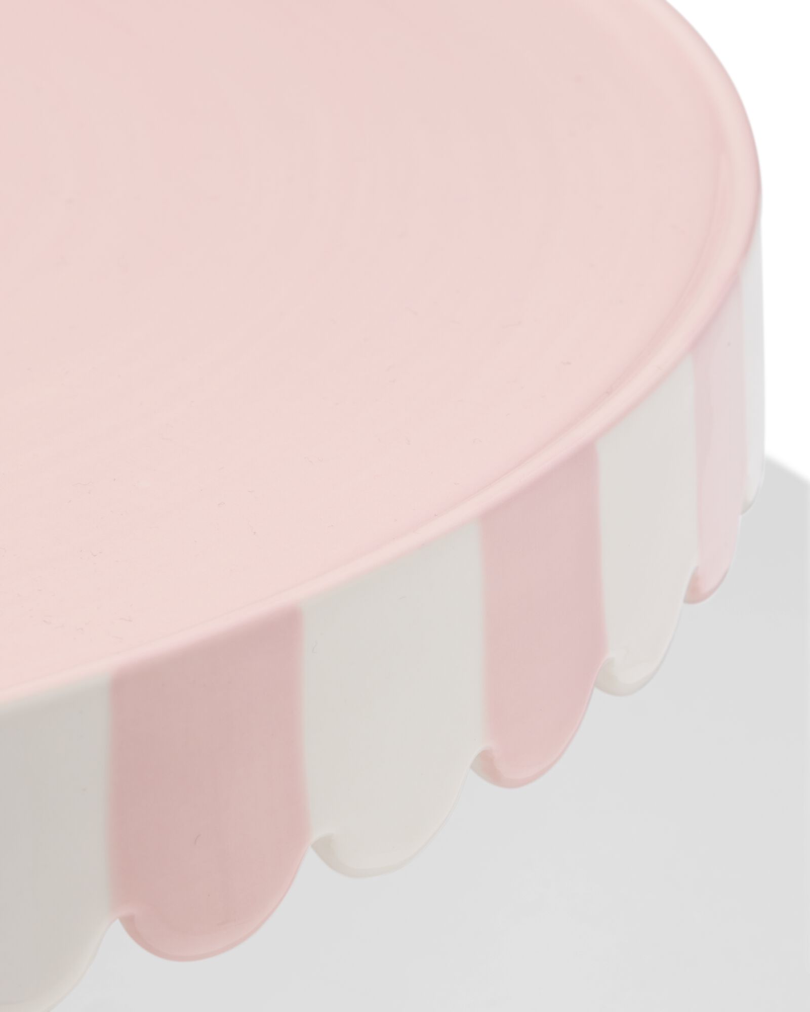 pr&eacute;sentoir &agrave; g&acirc;teaux c&eacute;ramique bords festonn&eacute; rose - 14250317 - HEMA