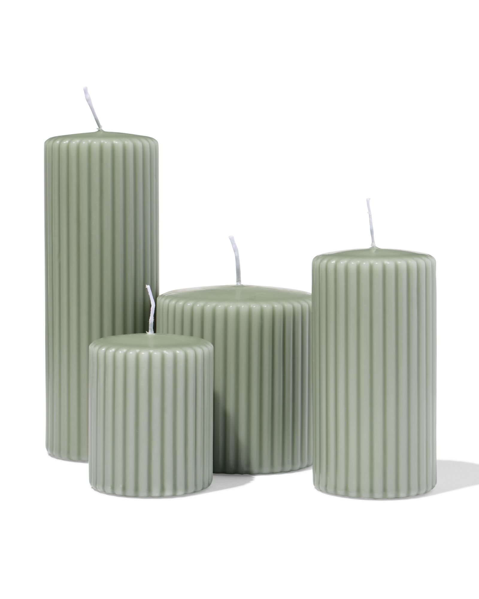 bougie cylindrique nervur&eacute;e vert - 2000000437 - HEMA