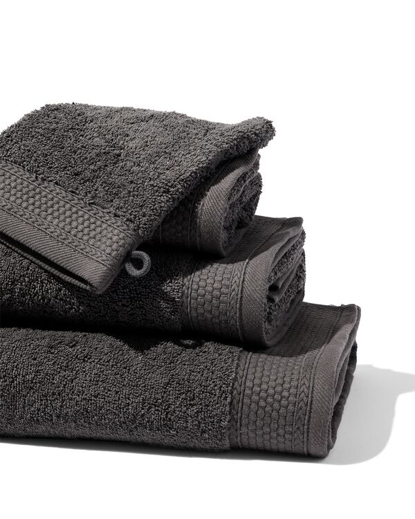 serviettes de bain - qualité hôtel très épaisse gris foncé gris foncé - 1000015164 - HEMA