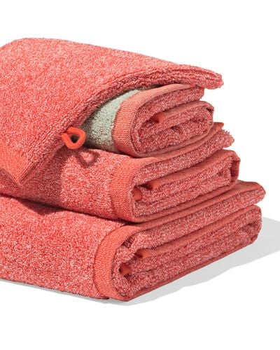 serviettes de bain - qualit&eacute; &eacute;paisse rouge serviette 50 x 100 - 5200268 - HEMA