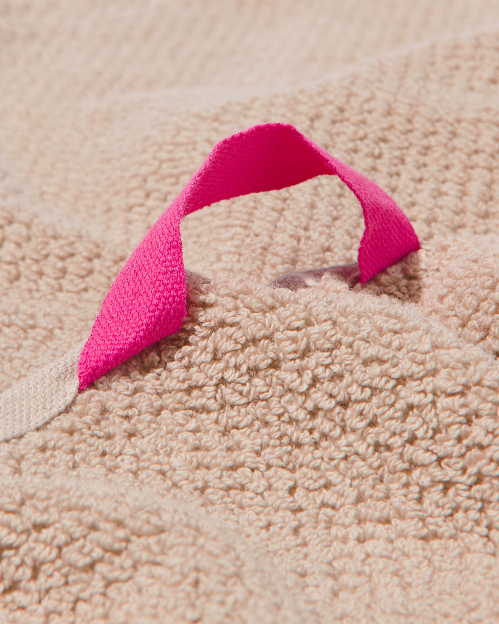 serviette de bain de qualit&eacute; &eacute;paisse - grain de riz beige sable - 1000032601 - HEMA