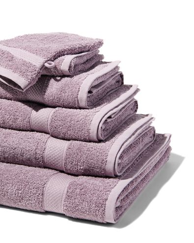 serviettes de bain - qualit&eacute; &eacute;paisse mauve - 1000031322 - HEMA
