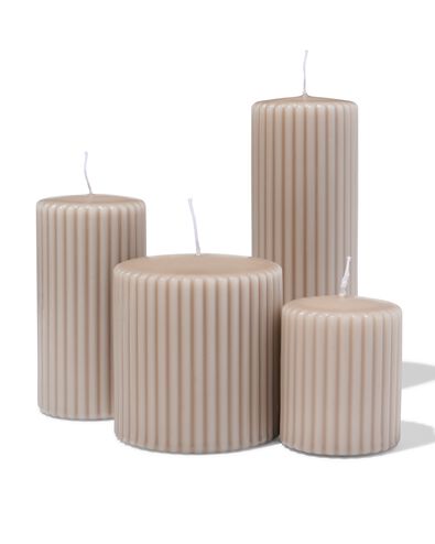 bougie cylindrique nervur&eacute;e naturel 7 x 13 - 13509032 - HEMA