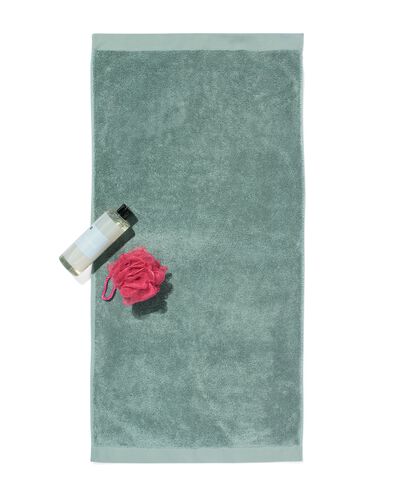 serviettes de bain - hôtel extra doux vert marin serviette 50 x 100 - 5284608 - HEMA