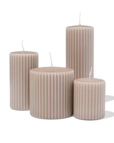 bougie cylindrique nervur&eacute;e naturel naturel - 2000000434 - HEMA