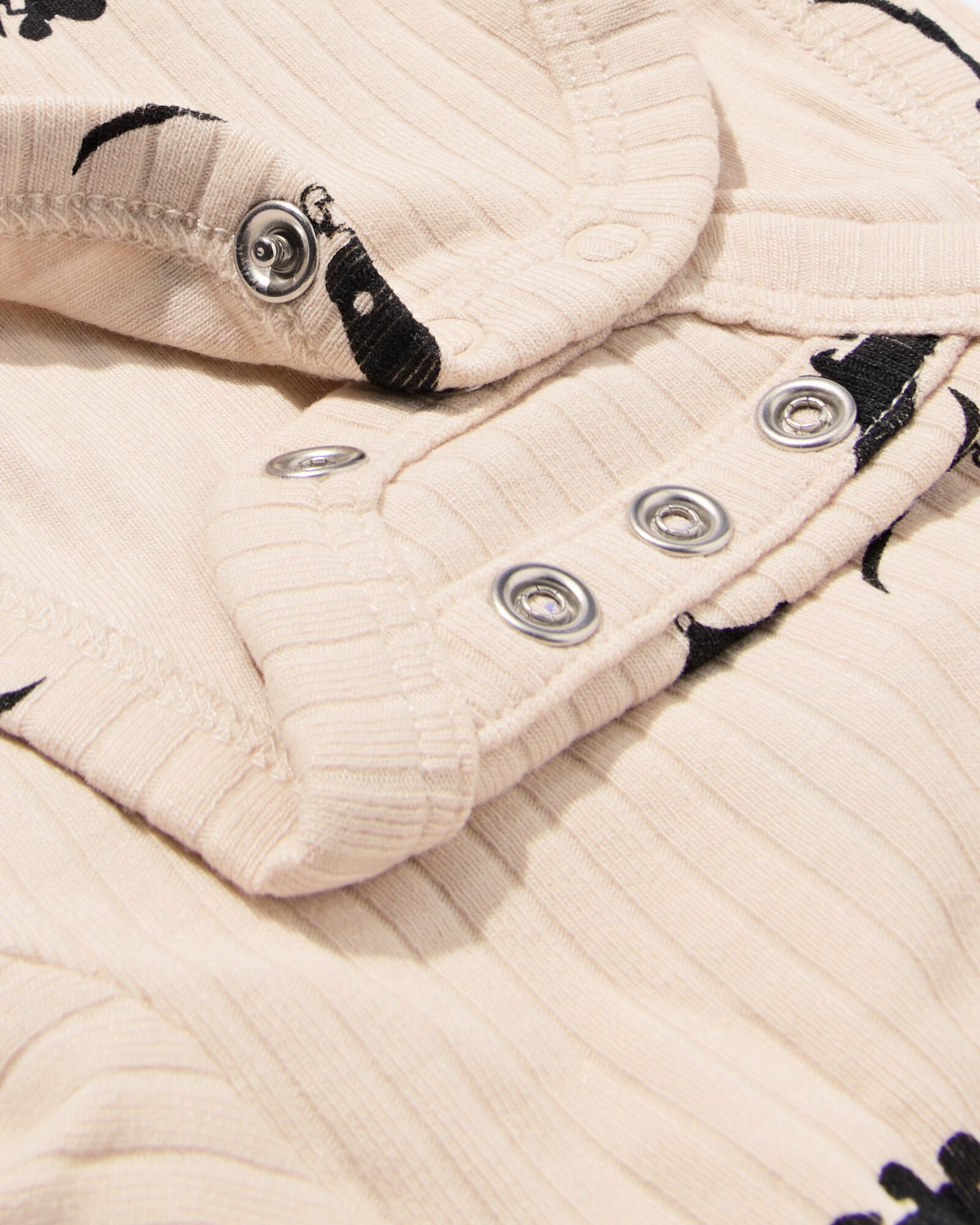 body &eacute;volutif takkie &agrave; rabat nouveau-n&eacute; ENZING&trade; ECOVERO&trade; c&ocirc;tel&eacute; &eacute;cru &eacute;cru - 33431120ECRU - HEMA