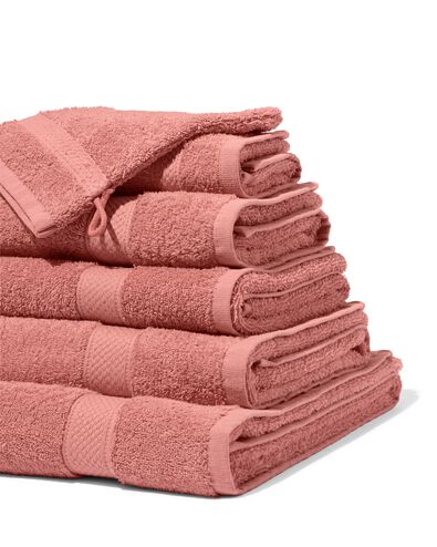 petite serviette 30x55 qualité épaisse - rose vieux rose petite serviette - 5200706 - HEMA