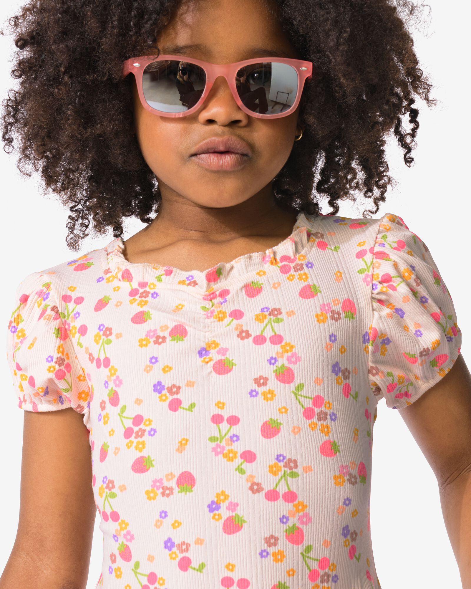 robe enfant trap&egrave;ze c&ocirc;tel&eacute;e &agrave; fraises &eacute;cru &eacute;cru - 30823003ECRU - HEMA