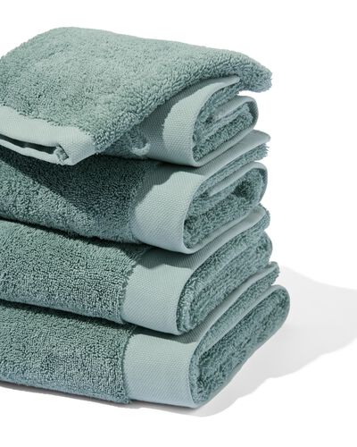 serviettes de bain - h&ocirc;tel extra doux vert marin serviette 70 x 140 - 5284610 - HEMA
