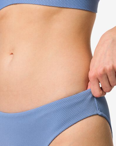 damesbikinibroekje Mila structuur lichtblauw lichtblauw - 22360410LIGHTBLUE - HEMA