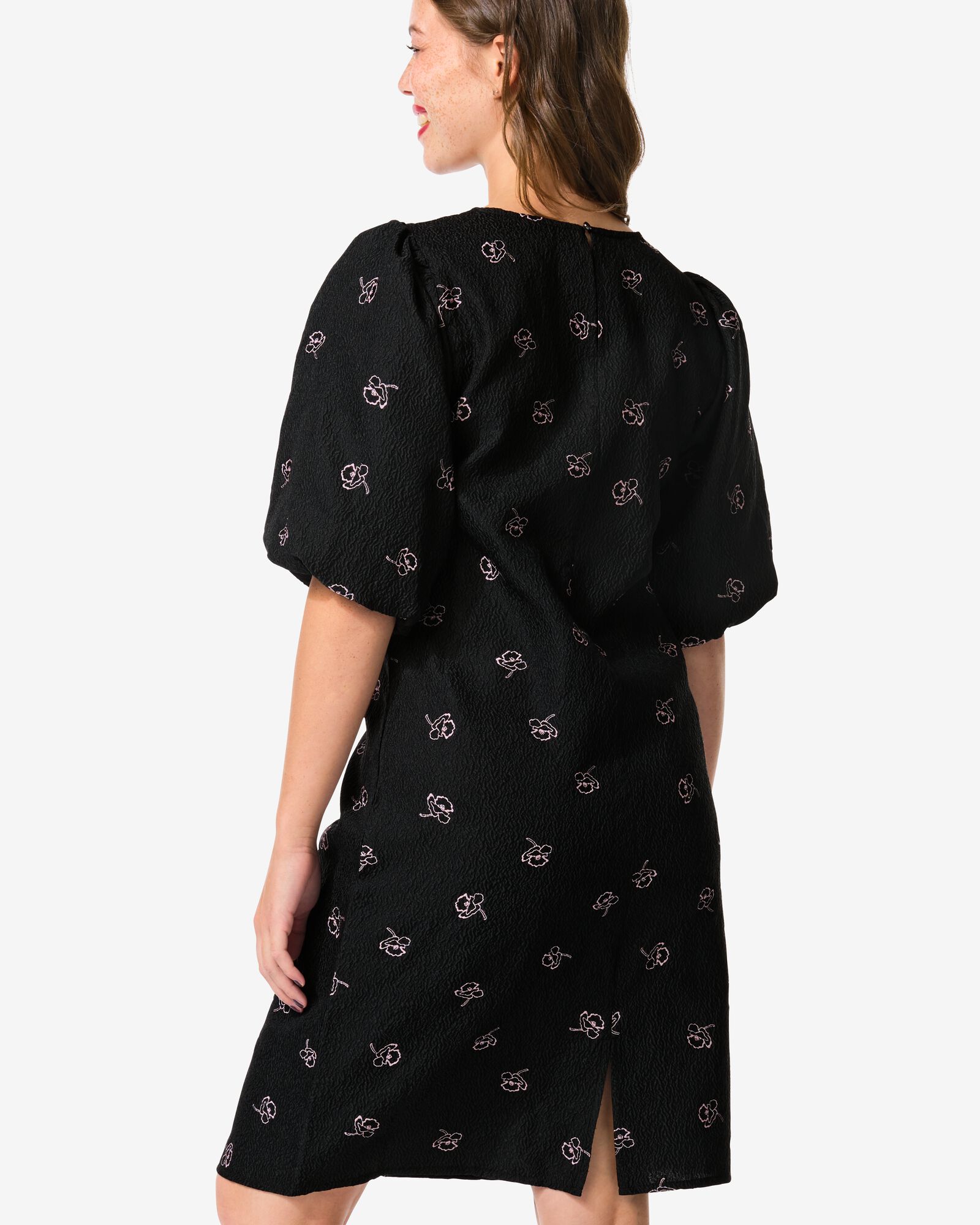 damesjurk Dawn crinkle zwart zwart - 36206050BLACK - HEMA