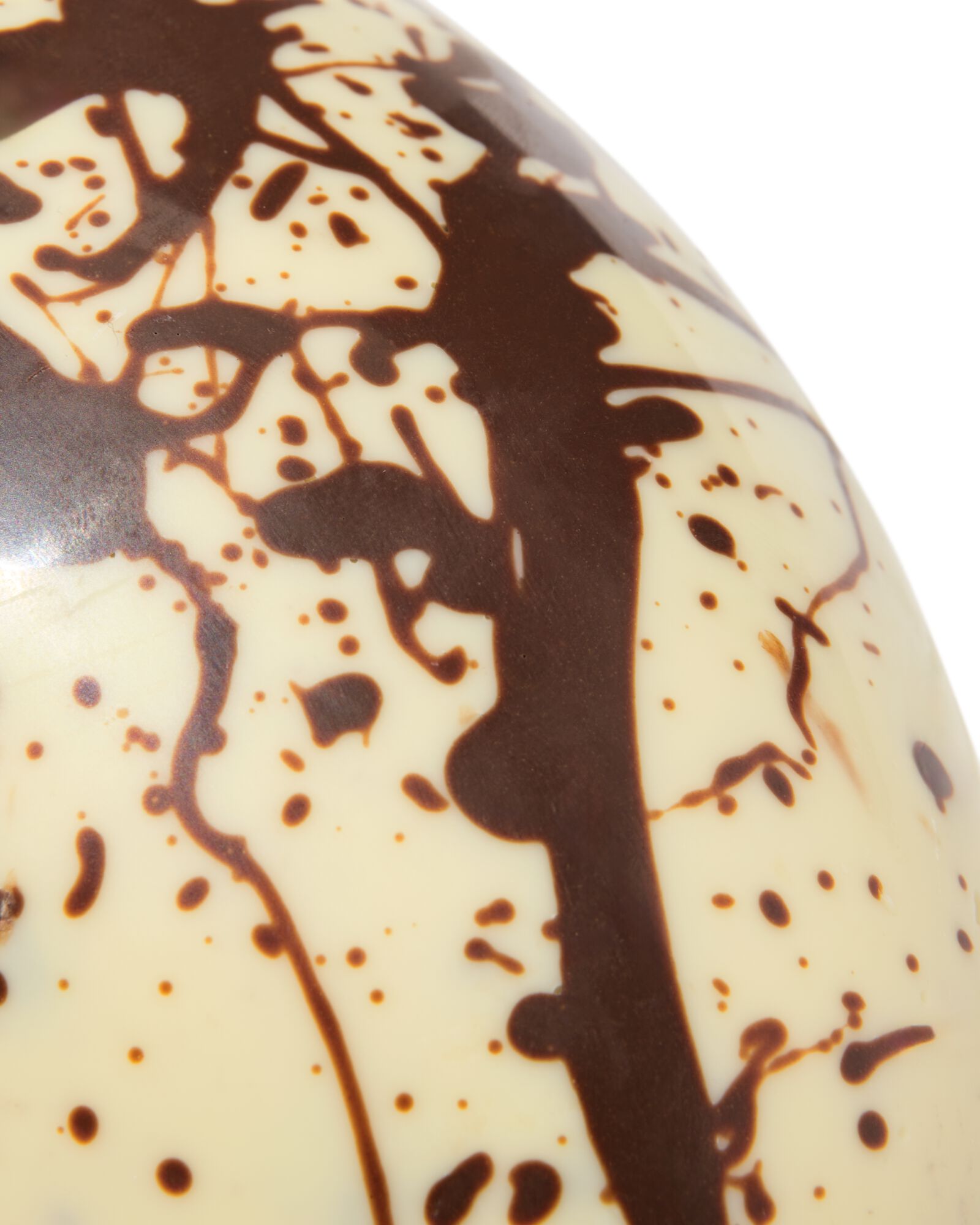 &oelig;uf en chocolat blanc de luxe au croquant de biscuit - 24262502 - HEMA