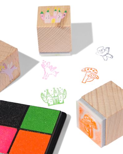 jeu de tampons figures foresti&egrave;res bois 24 pi&egrave;ces - 15900169 - HEMA