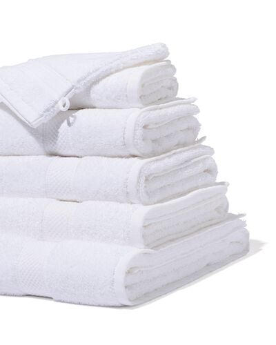 serviettes de bain - qualit&eacute; &eacute;paisse blanc petite serviette - 5202600 - HEMA