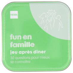 after dinner game - family time - 61160124 - HEMA