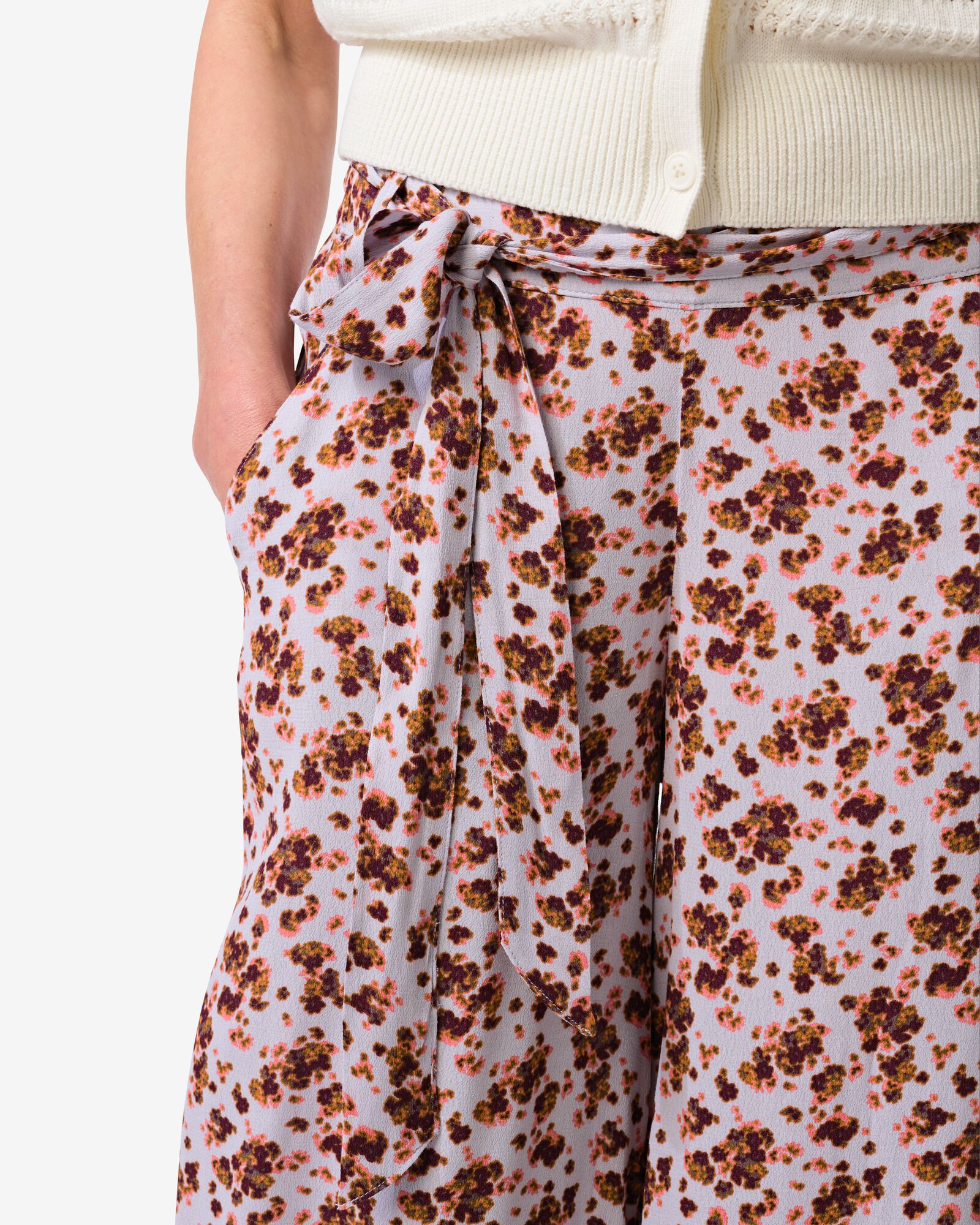 damesbroek Remmy wide fit bloemen lila - 36207840LILAC - HEMA