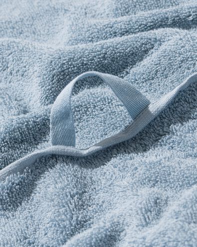 serviette de bain - 60 x 110 cm - qualité hôtel très épaisse - bleu glace - 5220048 - HEMA