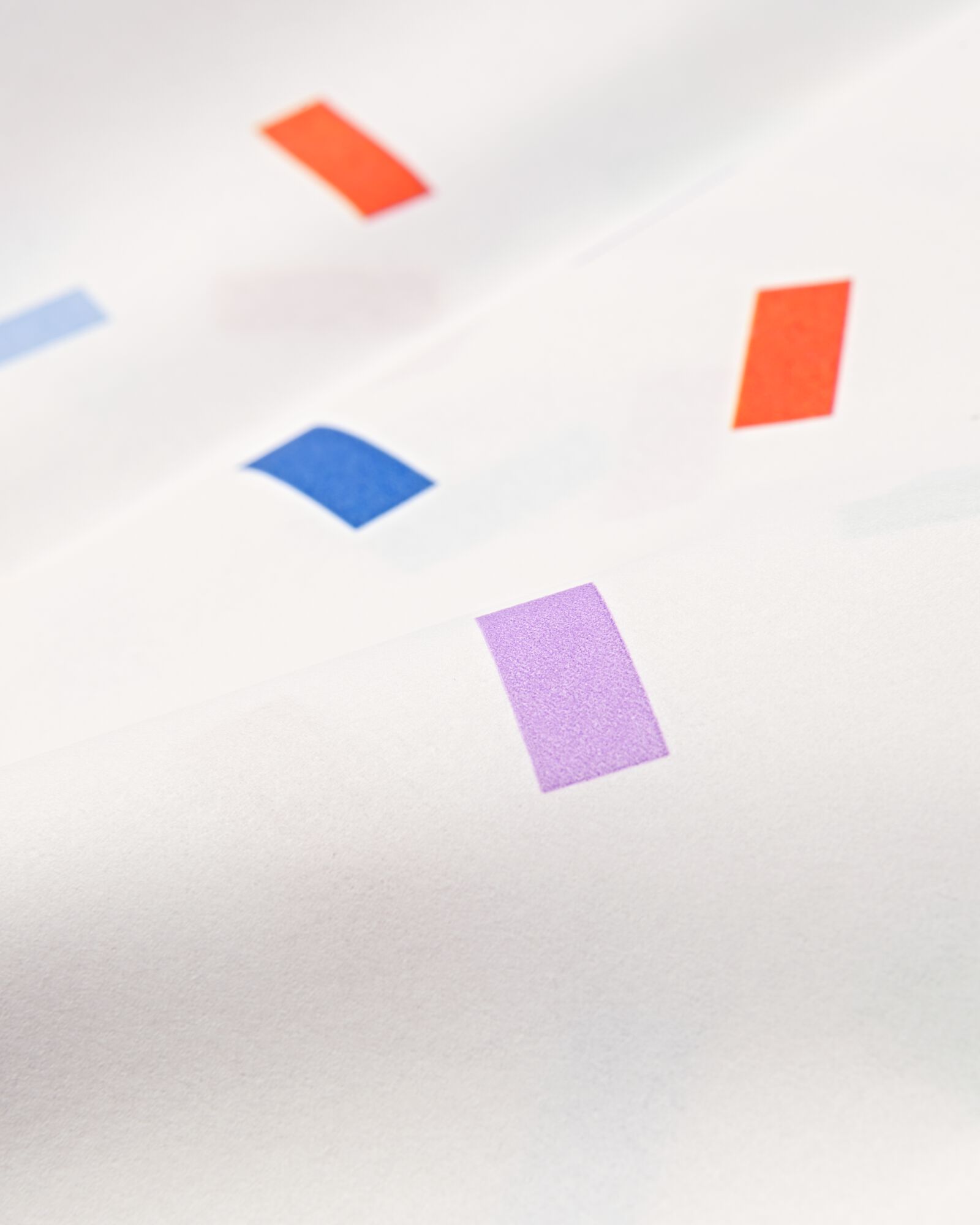 Tischdecke 200&nbsp;&times;&nbsp;138&nbsp;cm, Papier, Konfetti - 14250215 - HEMA