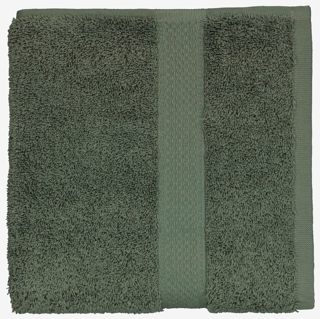 serviette de bain 60x110 qualité épaisse - vert armée - 5200703 - HEMA