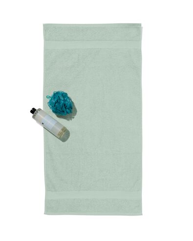 serviette de bain - 50 x 100 cm - qualité épaisse - vert poudré vert clair serviette 50 x 100 - 5210080 - HEMA