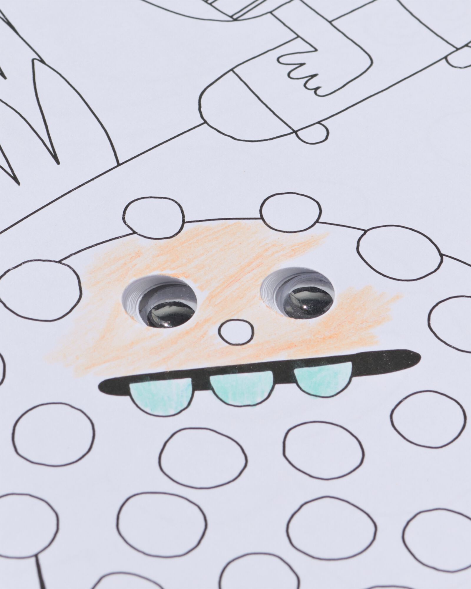 Malbuch DIN A4, Monster  - 15900127 - HEMA