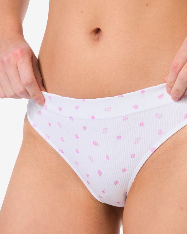 Damenstring, nahtlos, Rippenstruktur, gebl&uuml;mt wei&szlig; wei&szlig; - 19608644WHITE - HEMA