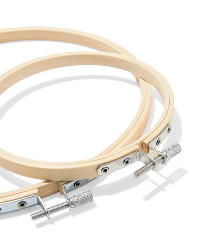 cercle &agrave; broder ⌀ 12+20 cm avec tissu et 2 aiguilles - 60702846 - HEMA