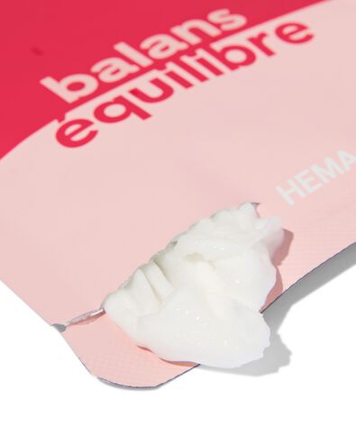 masque en tissu &eacute;quilibre fraise - 17860159 - HEMA