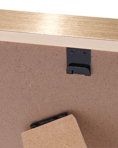 cadre photo A4 bois facettes dor&eacute;es A4 dor&eacute; - 13621071 - HEMA