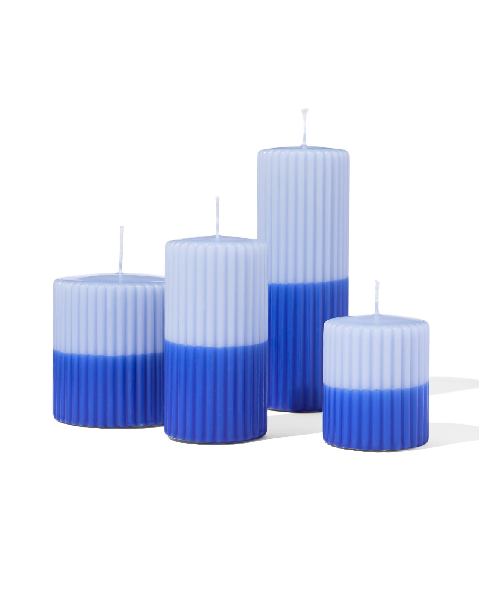 grosse bougie &Oslash; 7 x 19 nervur&eacute;e bleue - 13504035 - HEMA