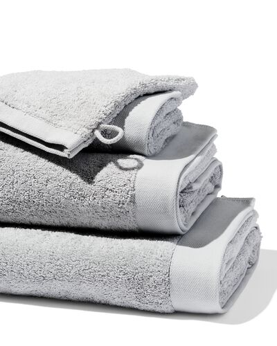 serviettes de bain - h&ocirc;tel extra doux gris clair gris clair - 1000015157 - HEMA