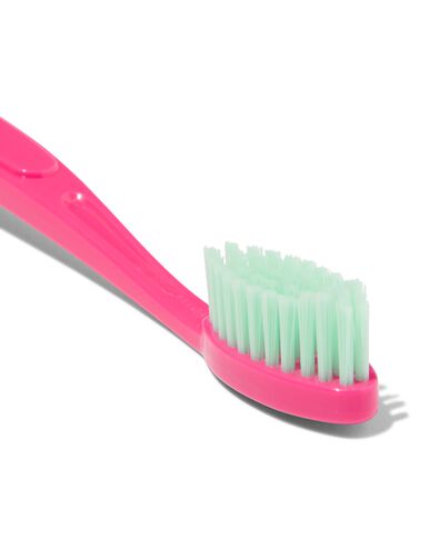 4 brosses &agrave; dents - medium - 11141014 - HEMA