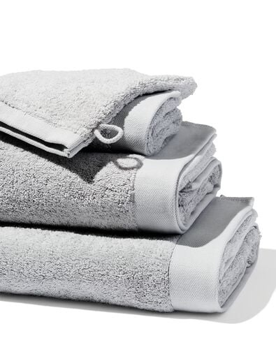 serviettes de bain - h&ocirc;tel extra doux gris clair gris clair - 1000015157 - HEMA