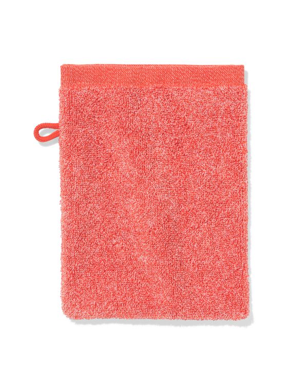gant de toilette 16 x 21 cm de qualit&eacute; &eacute;paisse rouge mouchet&eacute; - 5200262 - HEMA