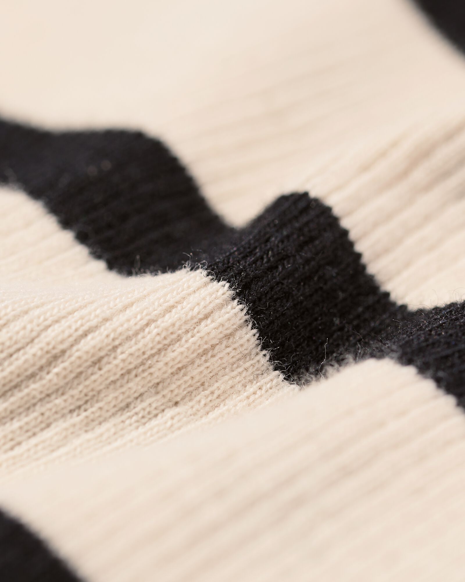 dames T-shirt Clara rib wit/zwart wit/zwart - 36200895WHITEBLACK - HEMA