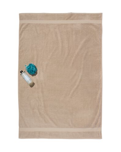 handdoek 100x150 zware kwaliteit taupe taupe handdoek 100 x 150 - 5230084 - HEMA