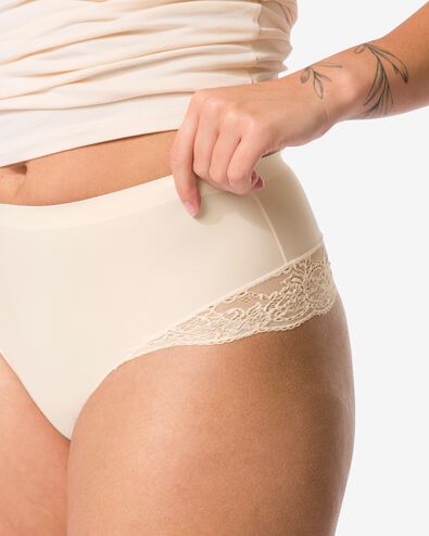 medium corrigerende string met kant lichtroze - 21590034LIGHTPINK - HEMA