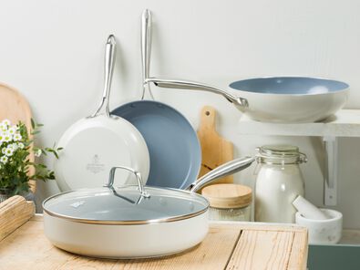 BK pan &Oslash;28cm keramisch PFAS-vrij beige - 80190225 - HEMA