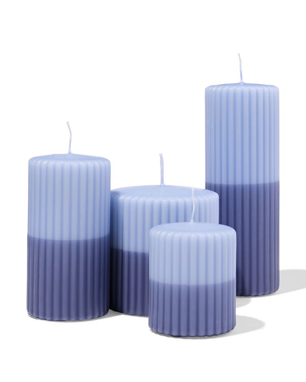 bougie pilier nervur&eacute;e bleu bleu - 2000000435 - HEMA