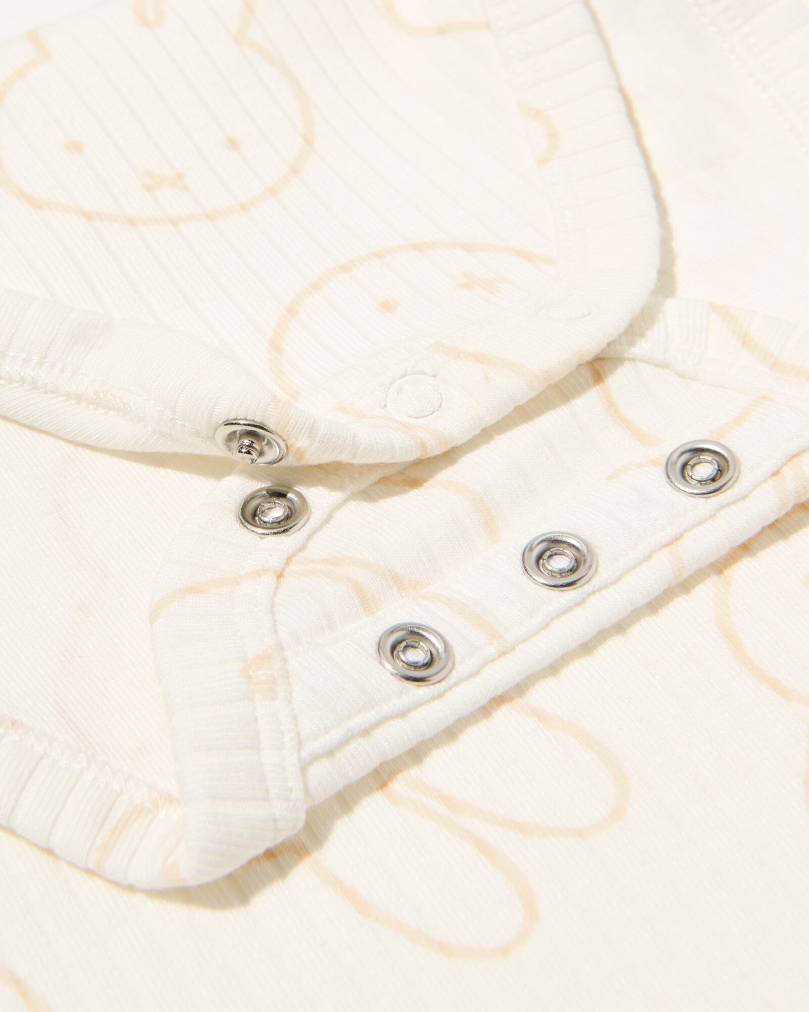 Miffy mitwachsender Baby-Strampler LENZING&trade; ECOVERO&trade;, gerippt eierschalenfarben eierschalenfarben - 33303960OFFWHITE - HEMA