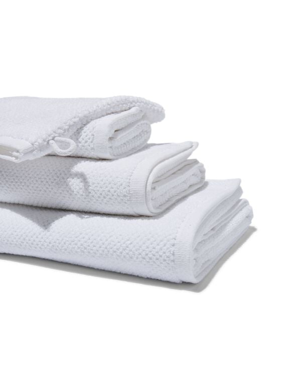 serviette de bain 2&egrave;me vie coton recycl&eacute; 70x140 blanc blanc serviette 70 x 140 - 5240211 - HEMA