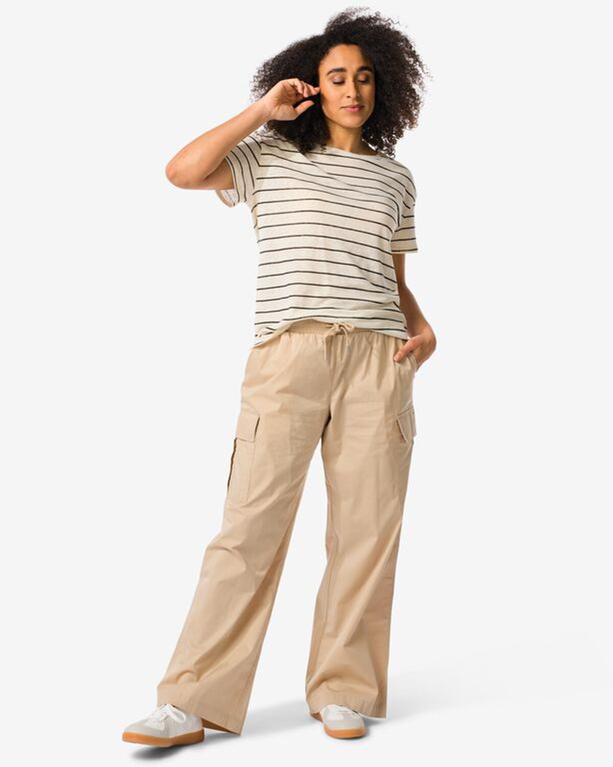 T-shirt femme en coton avec pantalon cargo sable - 200934.0 - HEMA