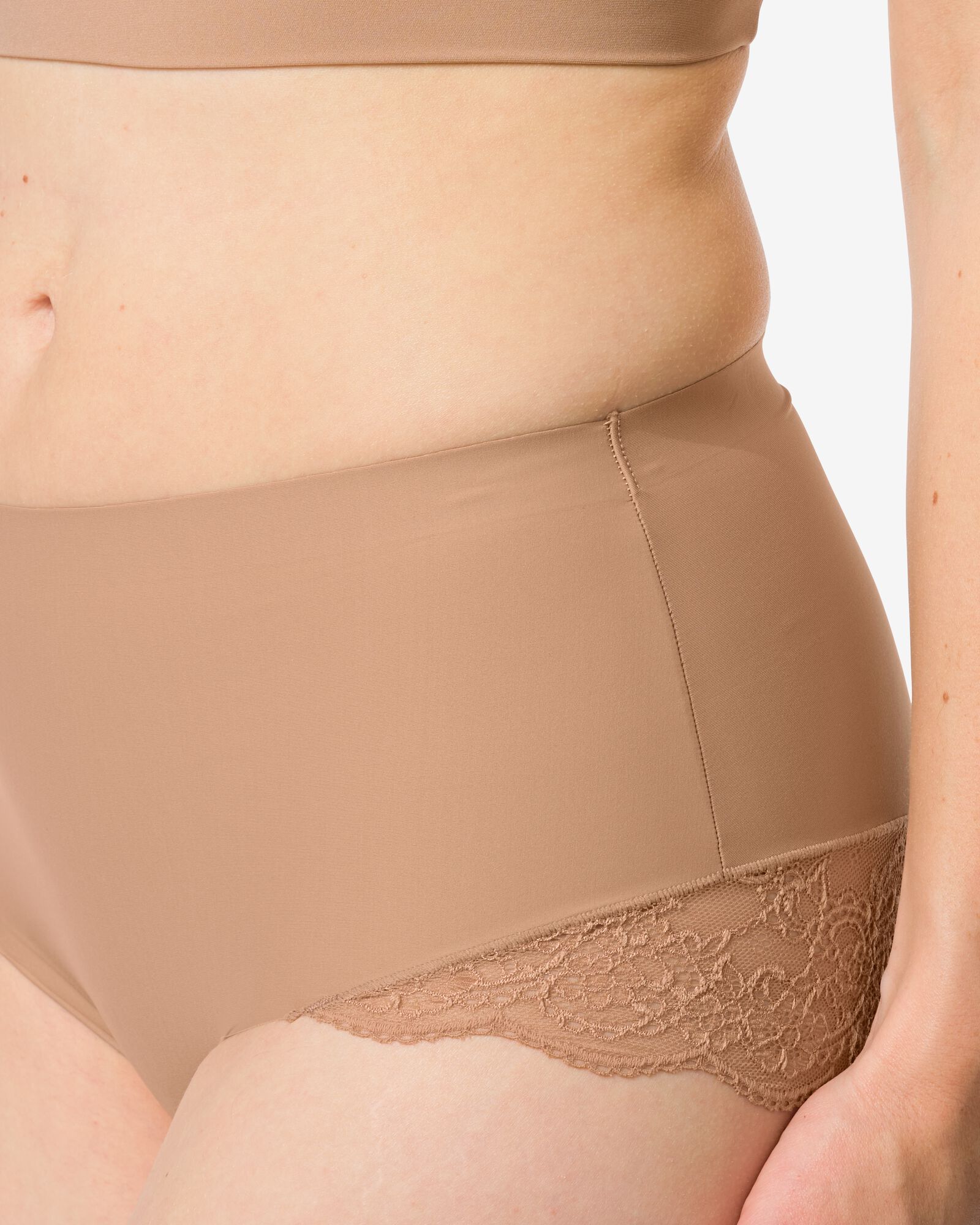medium corrigerende slip hoge taille met kant lichtbruin lichtbruin - 21500355LIGHTBROWN - HEMA