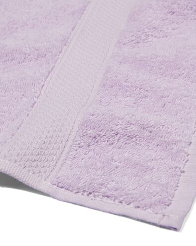petite serviette 33x50 qualité épaisse lilas lilas petite serviette - 5284601 - HEMA