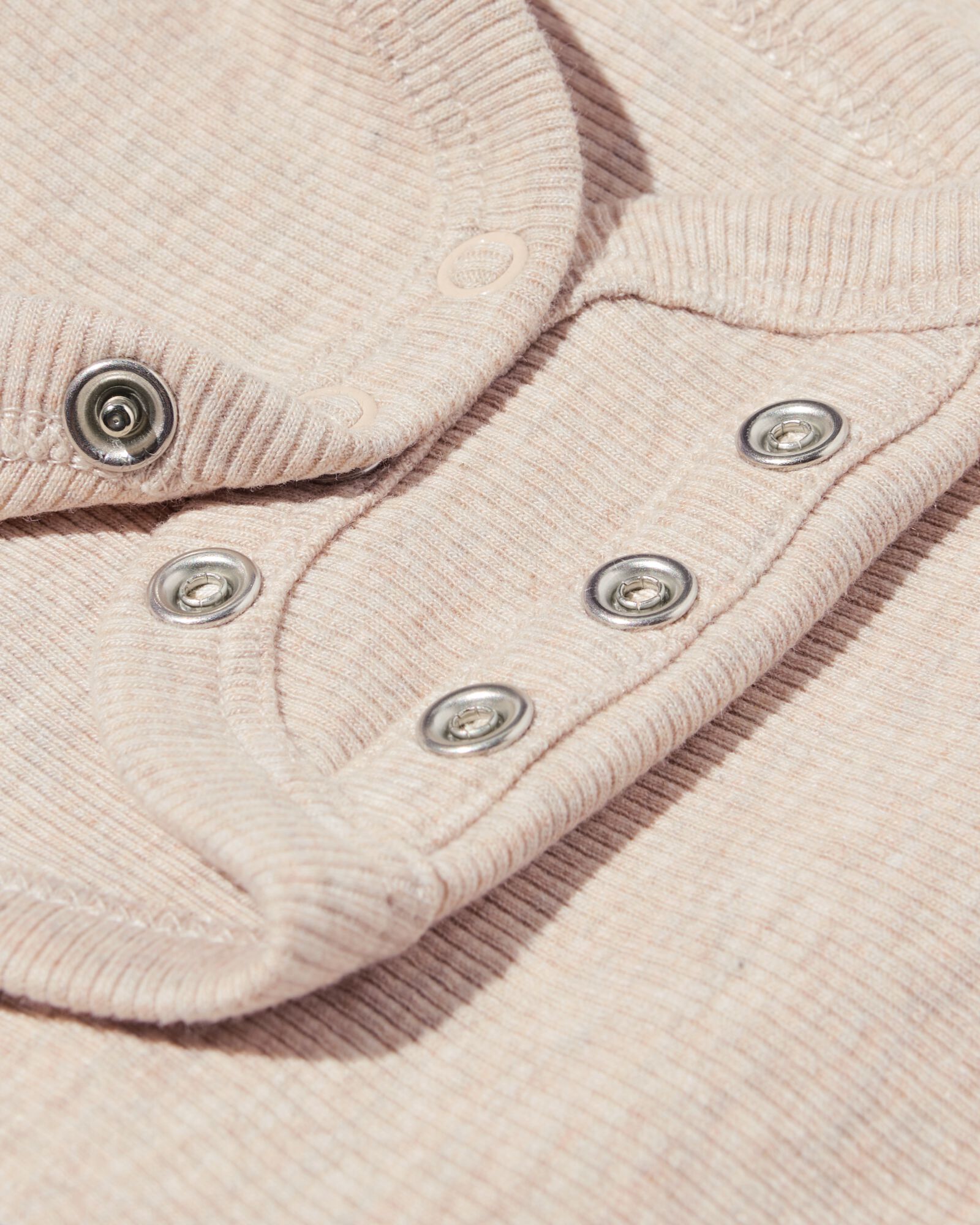 newborn meegroei overslag body rib zand zand - 33450620SAND - HEMA