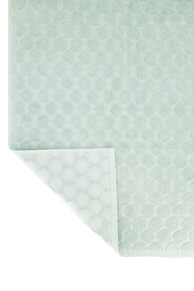 handdoek - 50 x 100 cm - zware kwaliteit - poedergroen gestipt lichtgroen handdoek 50 x 100 - 5210085 - HEMA