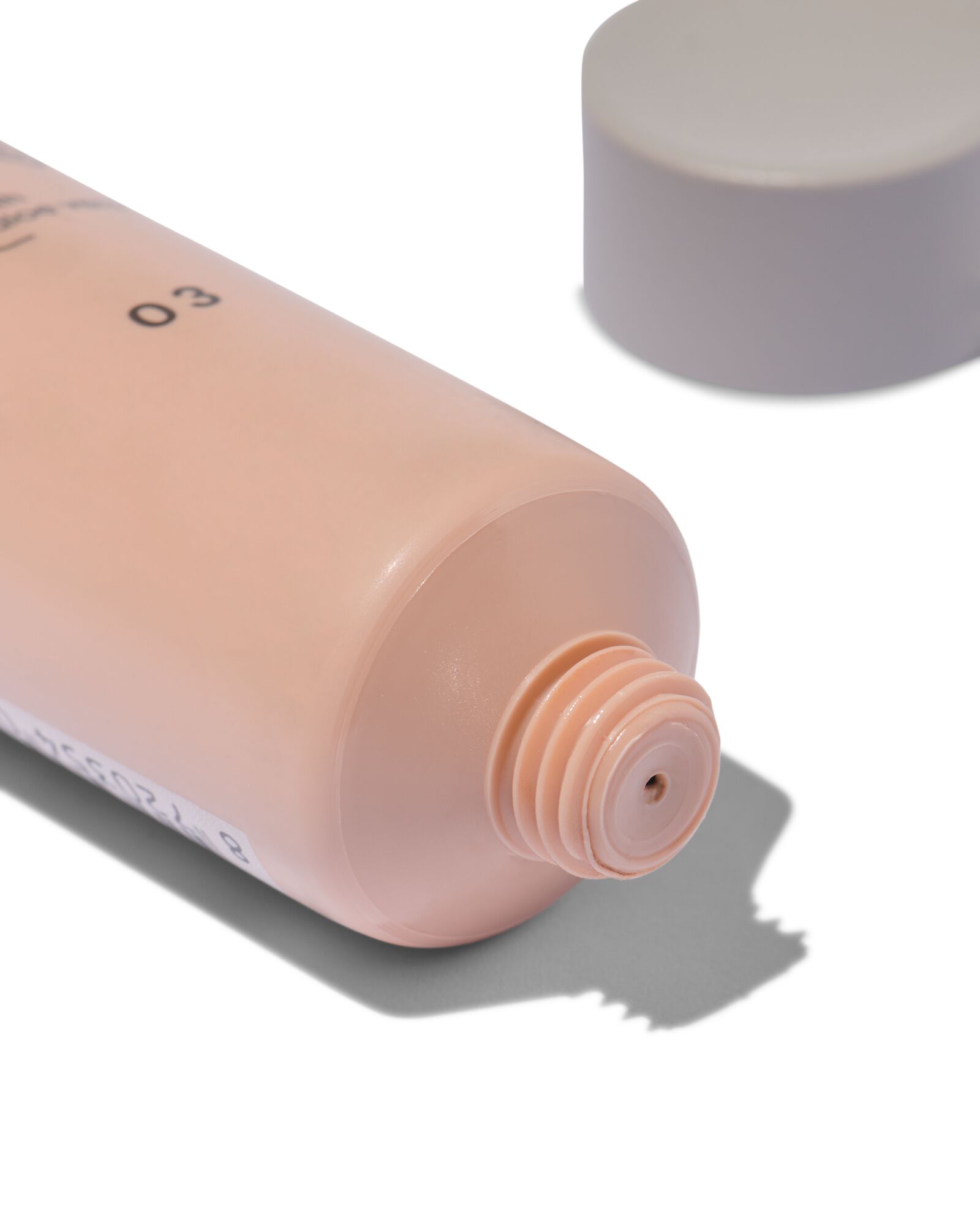 foundation natural skin 03 - 11290323 - HEMA