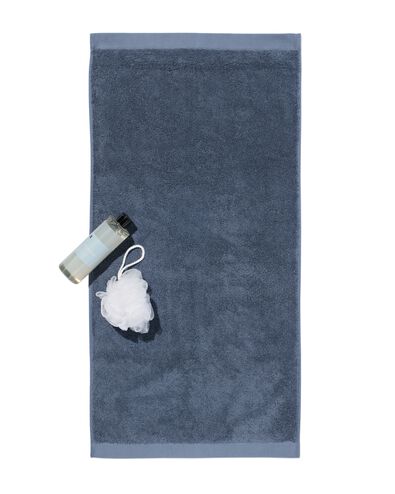 serviettes de bain - h&ocirc;tel extra doux bleu moyen serviette 50 x 100 - 5250357 - HEMA